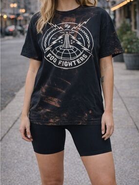 Foo Fighters Graphic Band Tee Distressed Bleached Black T-Shirt Oversized Grunge